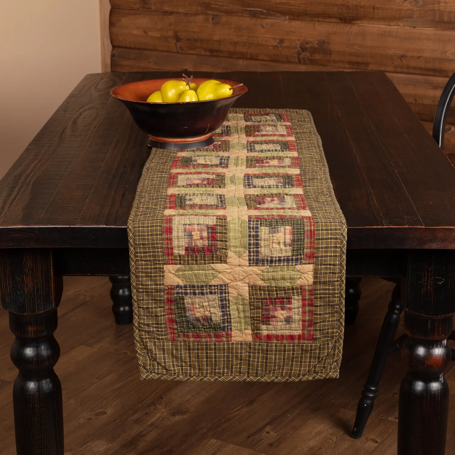 Tea Cabin Runner Quilted